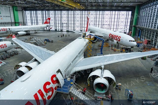 zrh_hangar-34.jpg