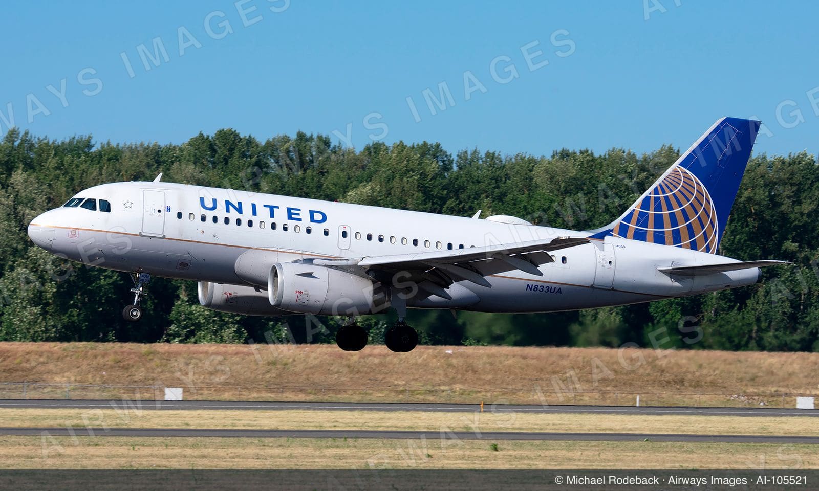N833UA