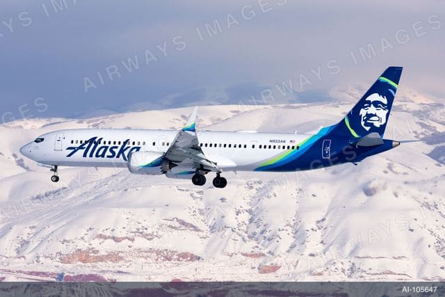 N933AK