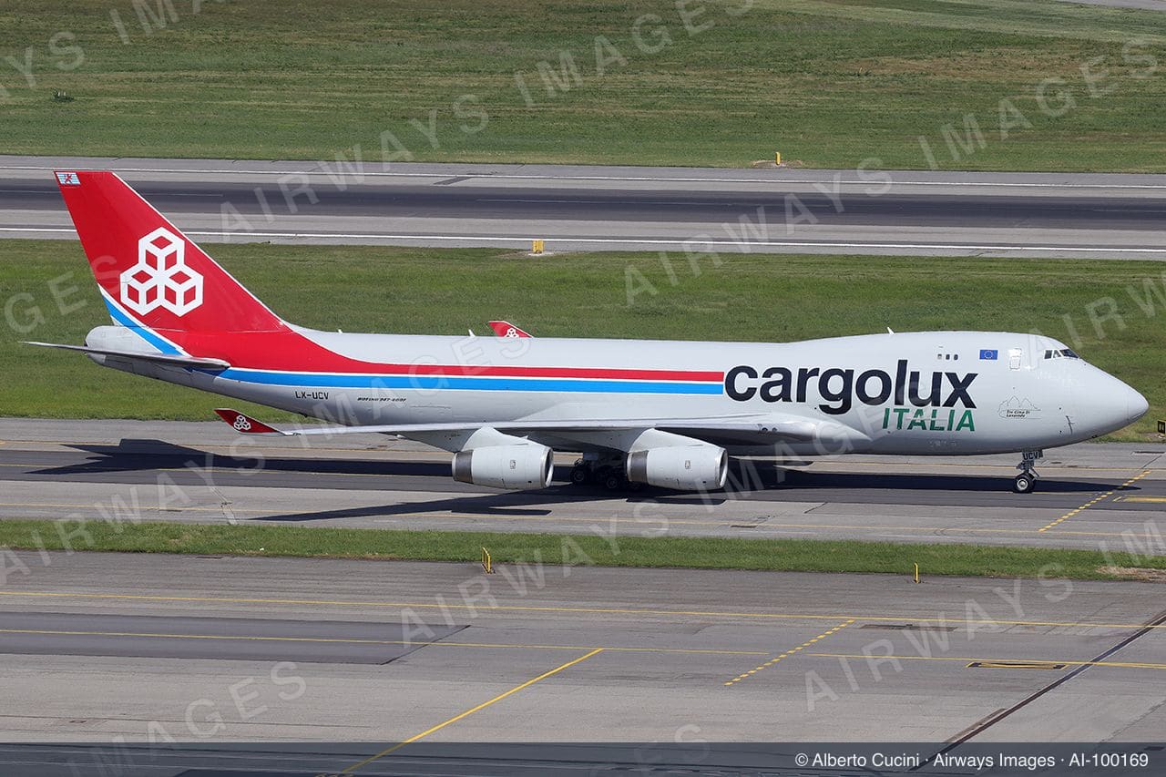 LX-UCV