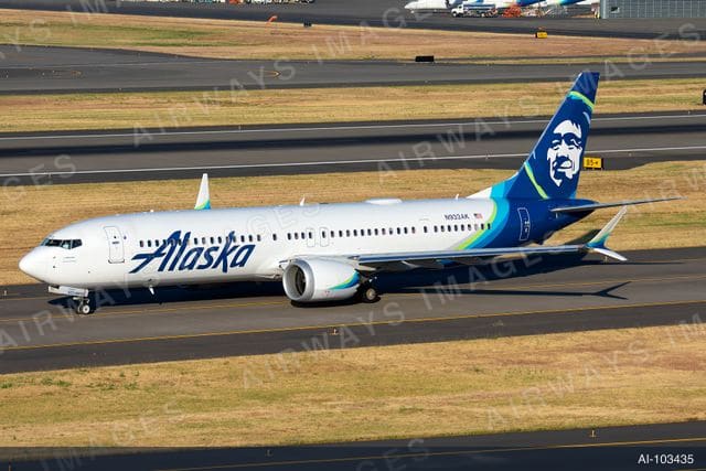 N933AK