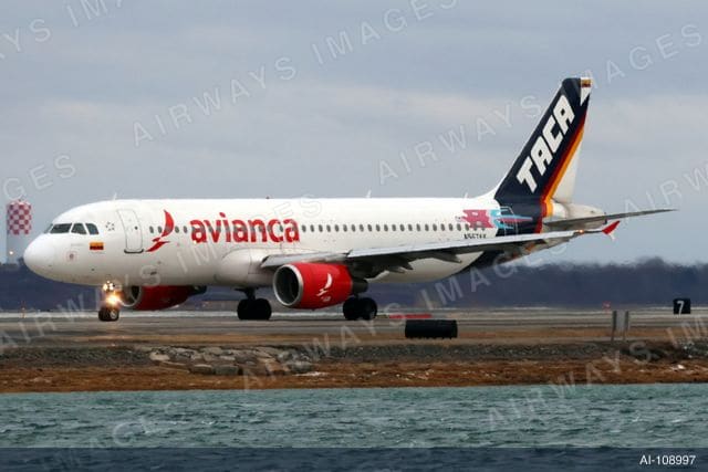 N567AV