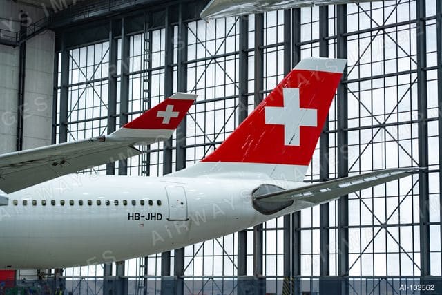 zrh_hangar-05.jpg