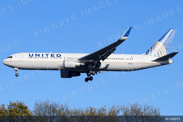 N669UA
