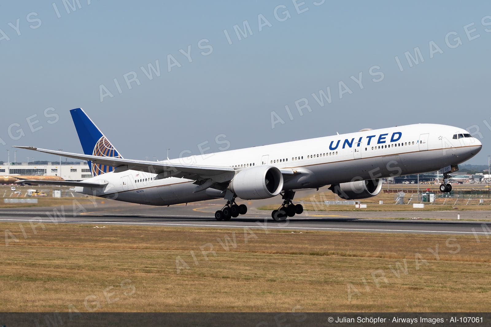 N2747U
