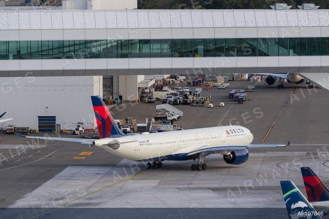 N425DX