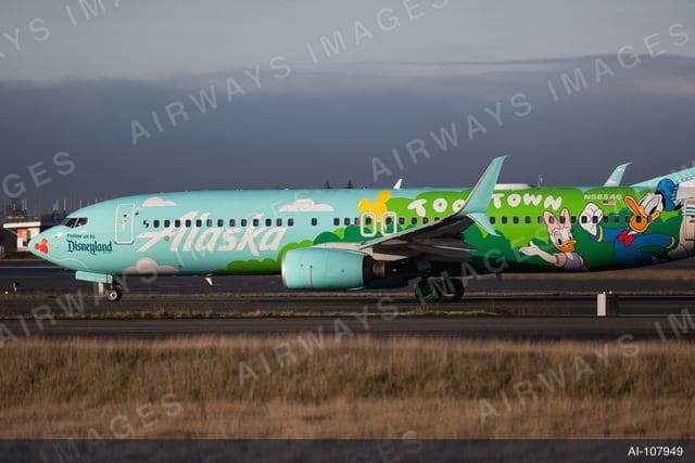 N565AS