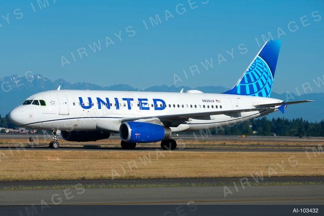N826UA