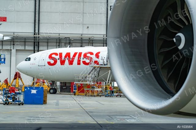 zrh_hangar-07.jpg