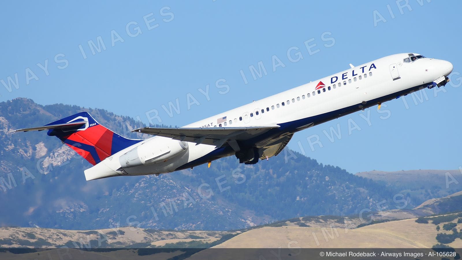 N925AT