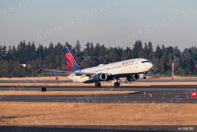N823DN