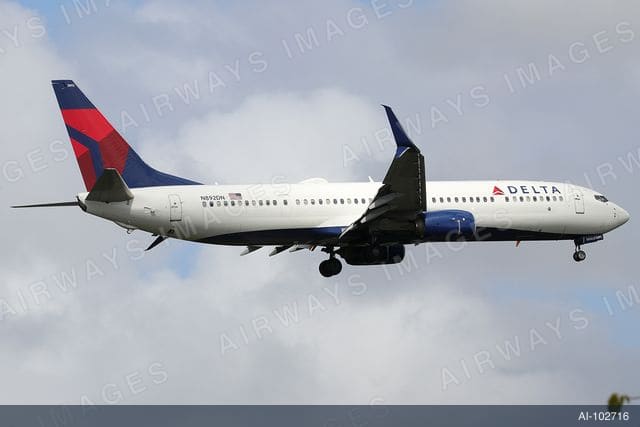 N892DN