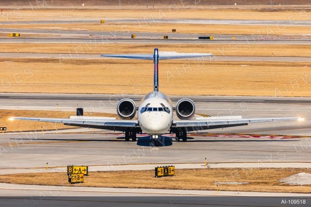 N955AT
