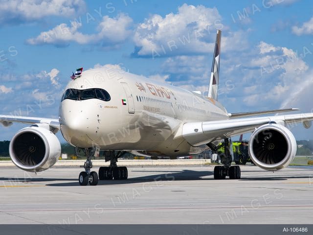 A6-XWE