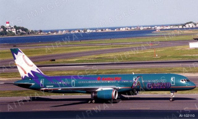 N904AW