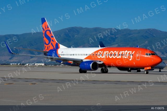 N832SY