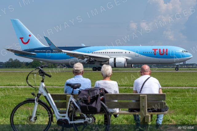 PH-OYJ