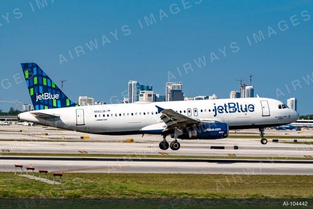 N562JB