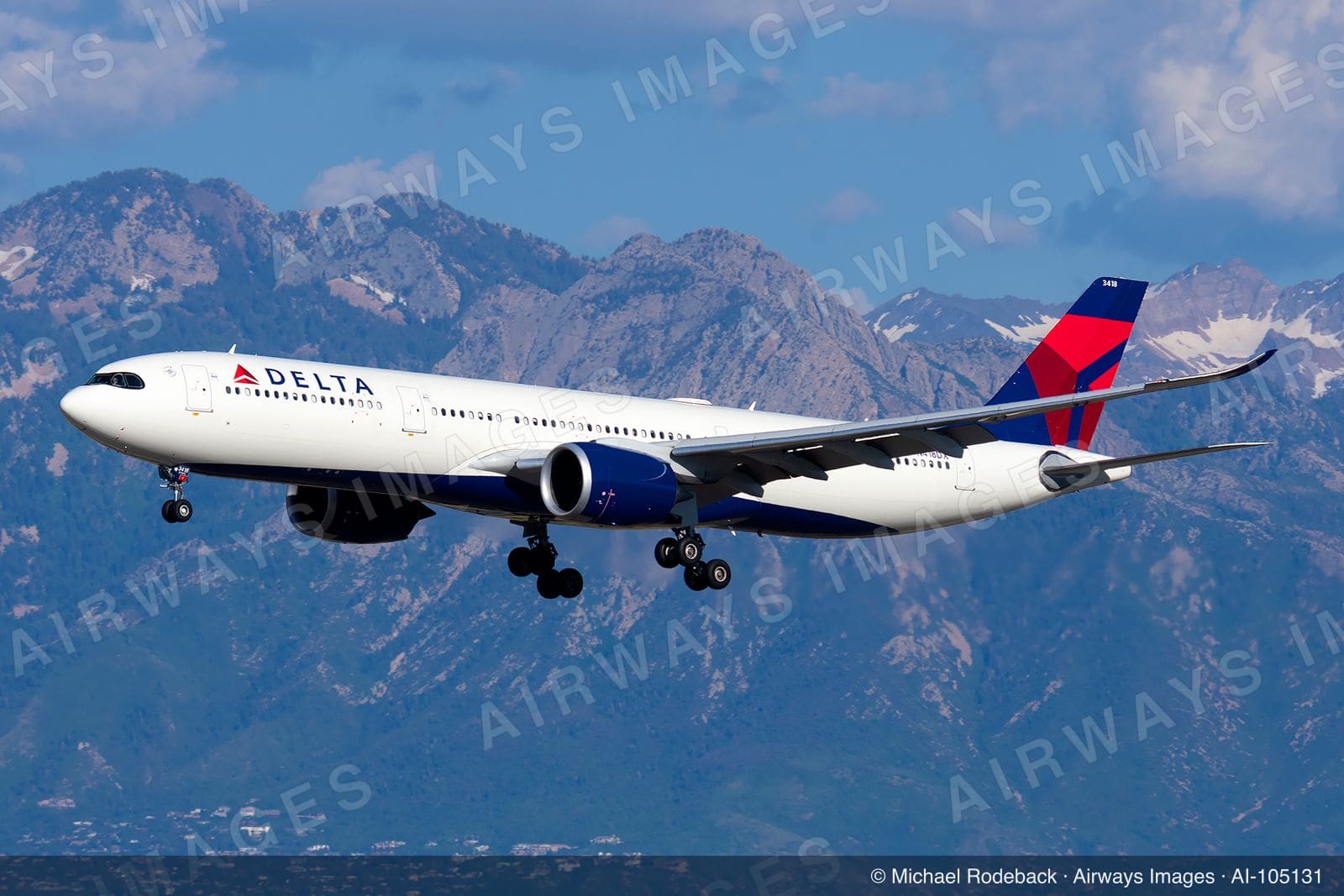 N418DX