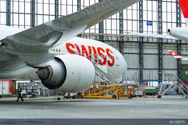 zrh_hangar-19.jpg