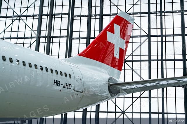 zrh_hangar-16.jpg