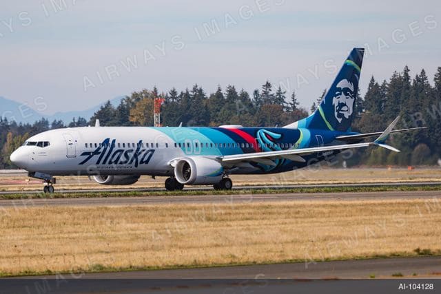 N933AK