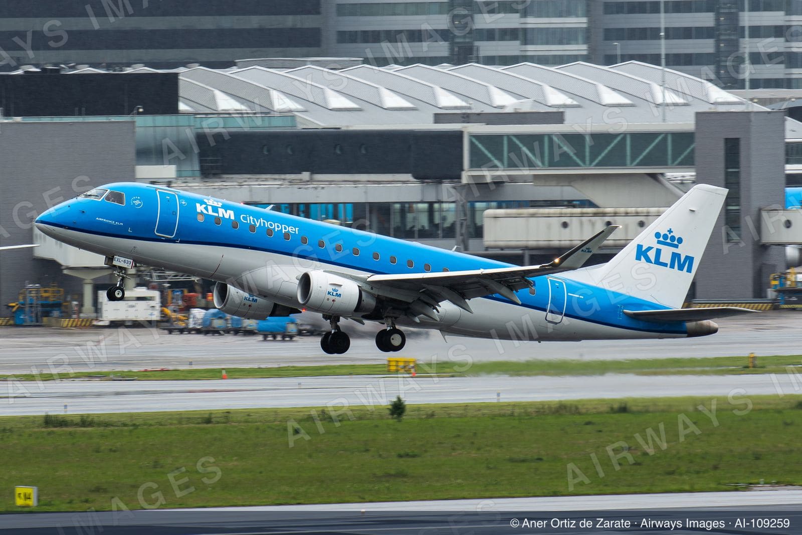 PH-EXL