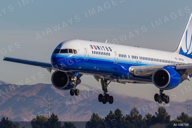N579UA